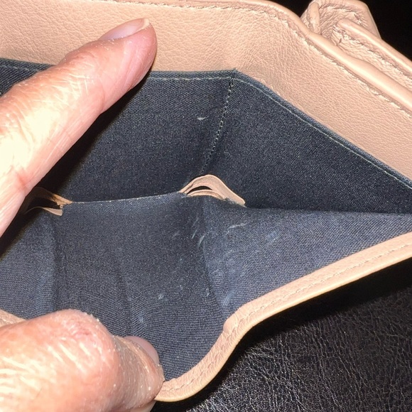 Balenciaga RARE beige envelope style mini wallet! - Picture 4 of 5